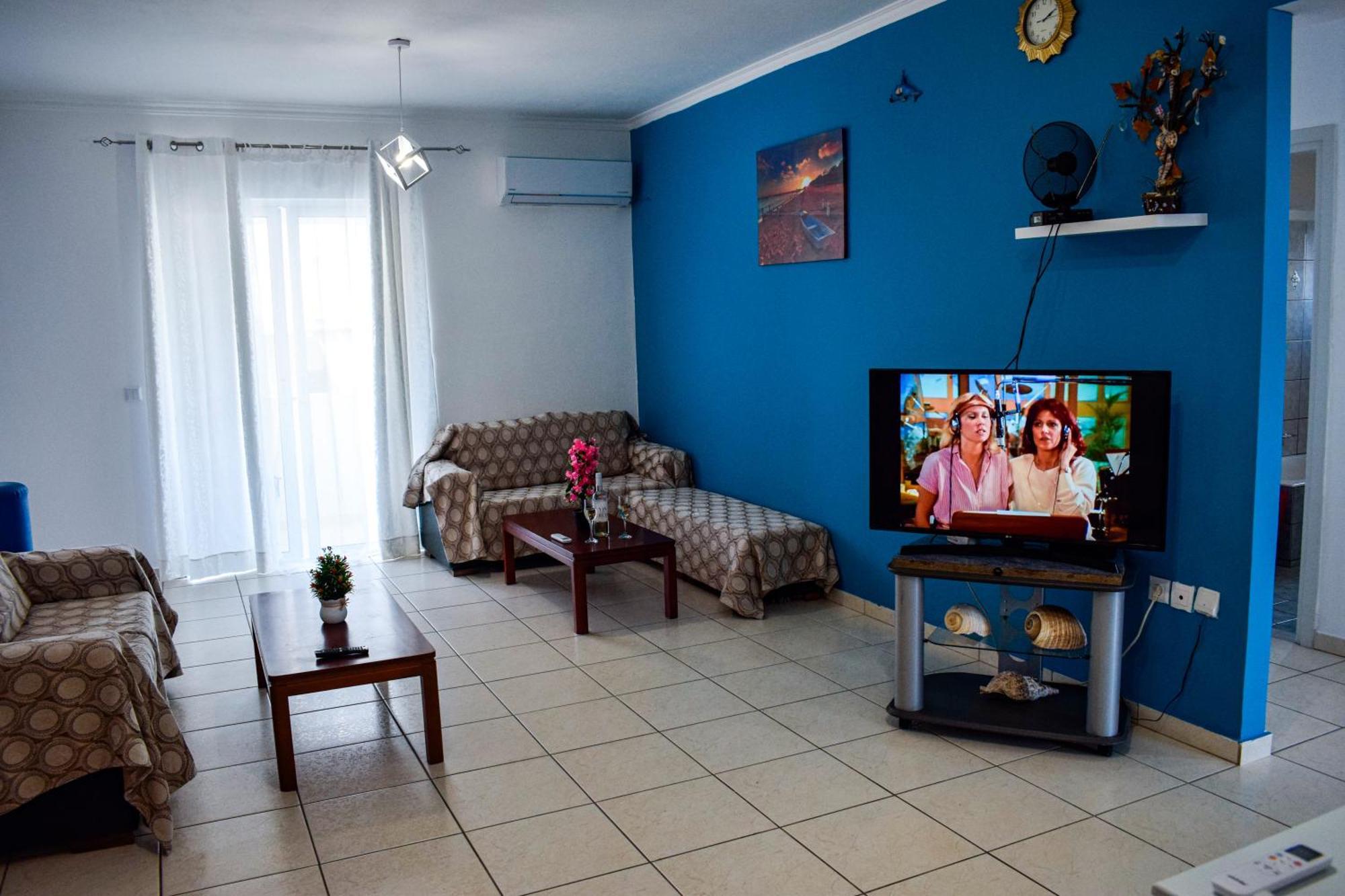 Eftichia Nea Chora * Chrissi Akti Chania
